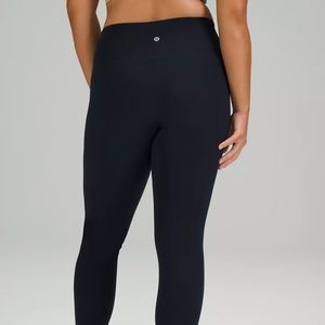 Wunder Under High-Rise Tight 28"
Luxtreme

Size 4. Black.